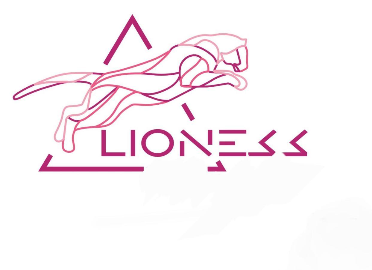 Lioness Estate - Dunedin Exterior foto
